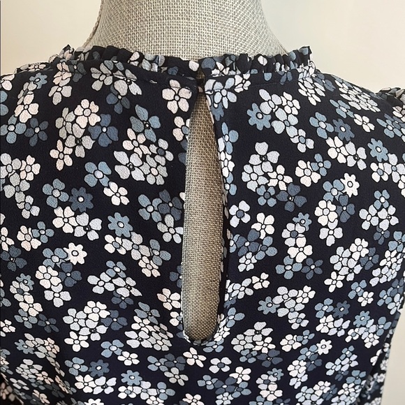 MICHAEL KORS Blue Floral Cold Shoulder Shorts Jumpsuit, Size M - Picture 8 of 14